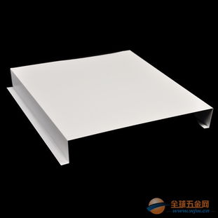 連云港耐火型材鋁方通與鋁天花 現(xiàn)代建筑裝飾的安全與美觀之選