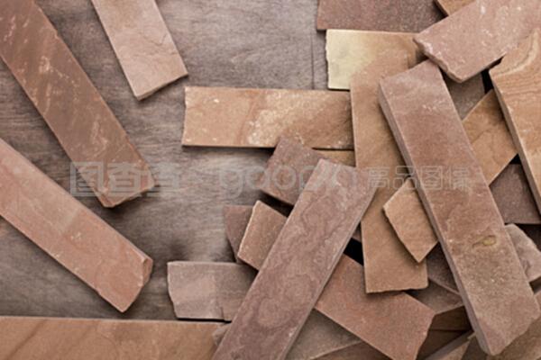 紅磚石外墻與室內(nèi)裝飾建筑 傳統(tǒng)與現(xiàn)代的完美融合